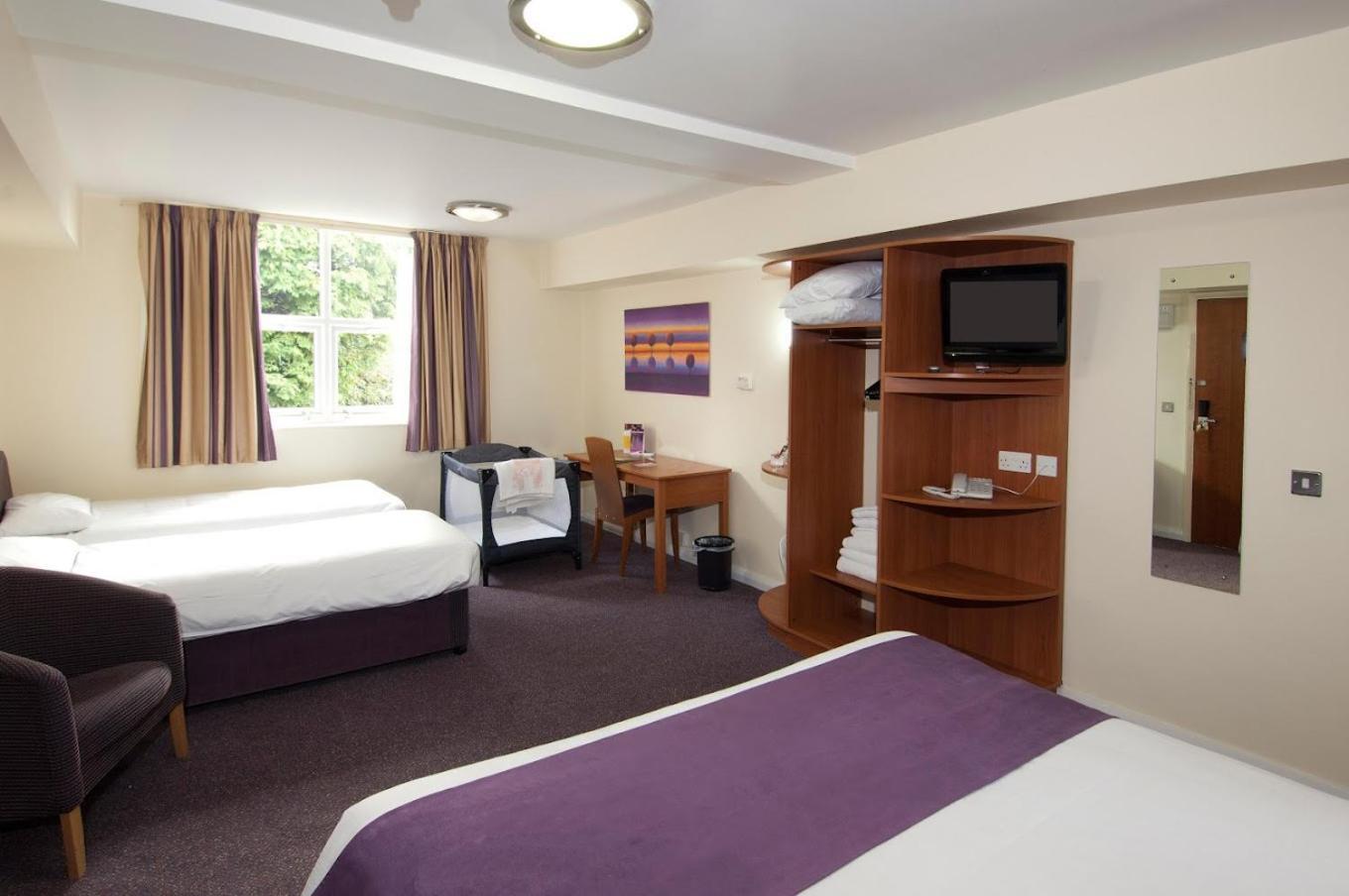 Milestone Peterborough Hotel A1M, Sure Hotel Collection By Best Western Stilton Extérieur photo