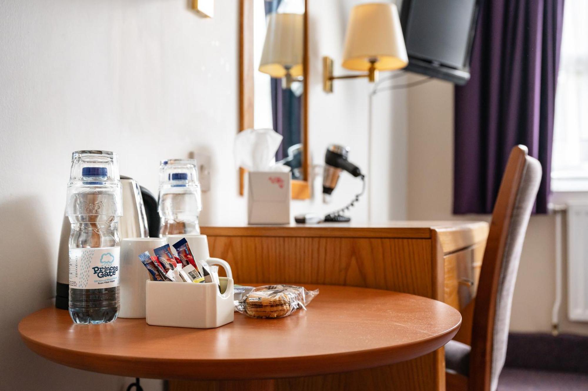 Milestone Peterborough Hotel A1M, Sure Hotel Collection By Best Western Stilton Extérieur photo