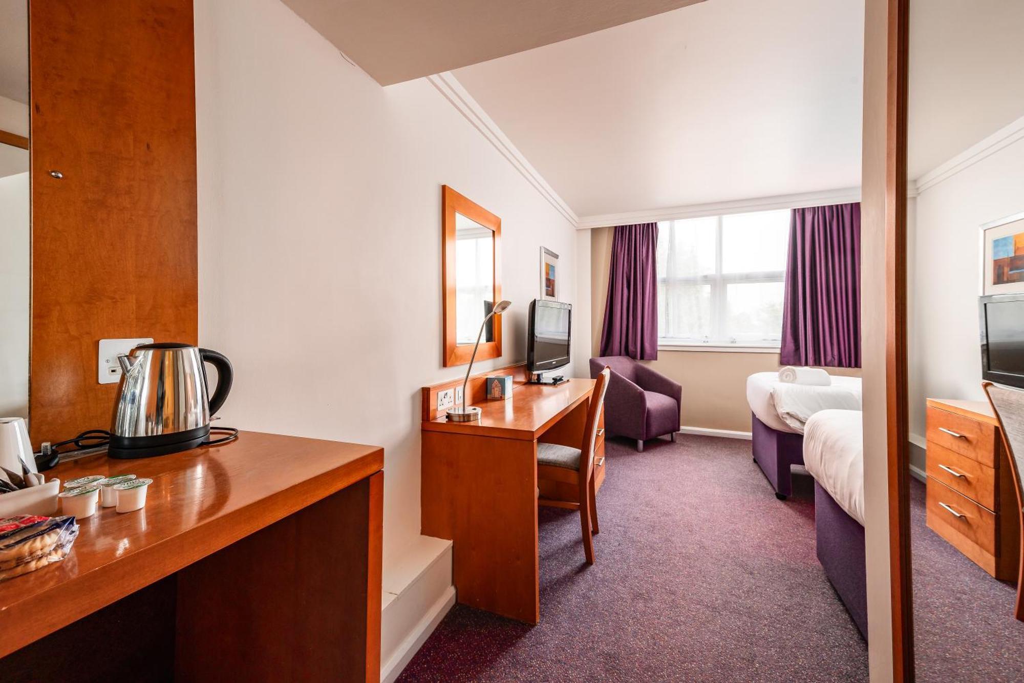 Milestone Peterborough Hotel A1M, Sure Hotel Collection By Best Western Stilton Extérieur photo
