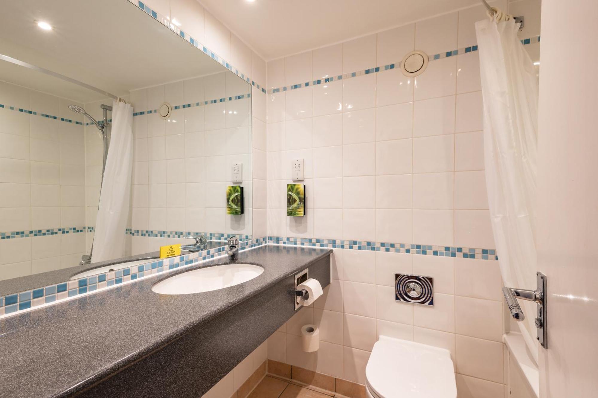 Milestone Peterborough Hotel A1M, Sure Hotel Collection By Best Western Stilton Extérieur photo