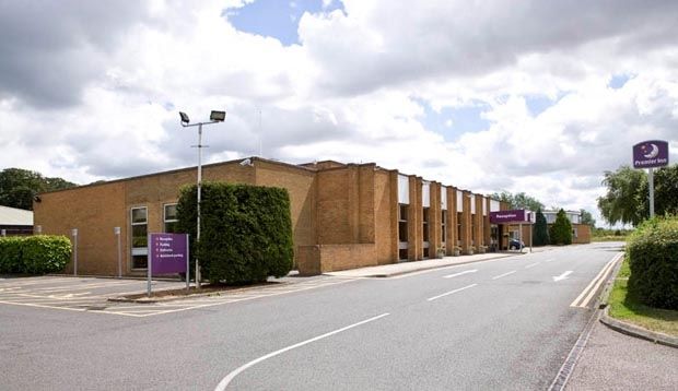 Milestone Peterborough Hotel A1M, Sure Hotel Collection By Best Western Stilton Extérieur photo